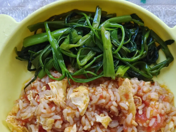 嬰兒輔食可以吃空心菜