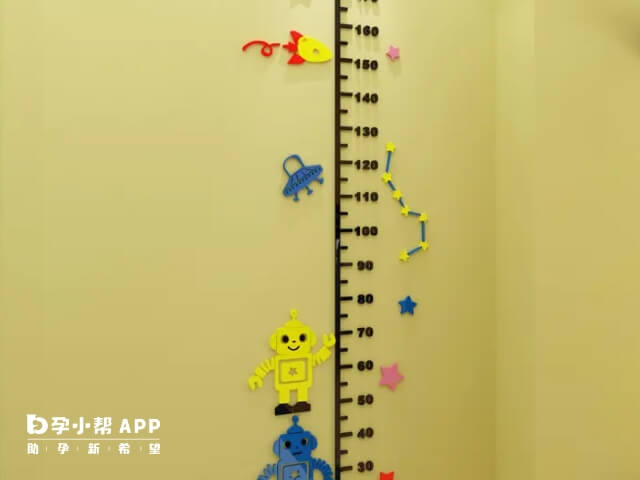 骨齡與實際年齡差別應在±1歲之間