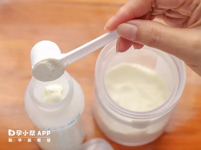 最接近母乳的奶粉