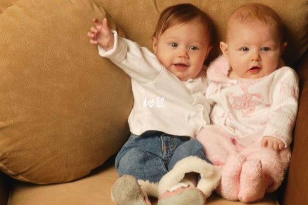 陰陽眼的女人容易生龍鳳胎