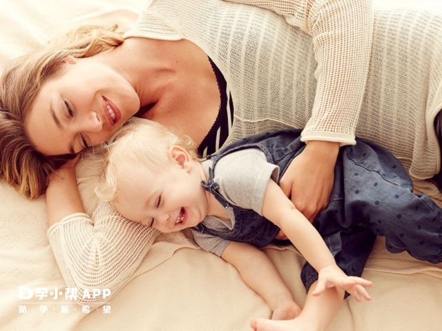 小寶寶剛出生胃容量比較小