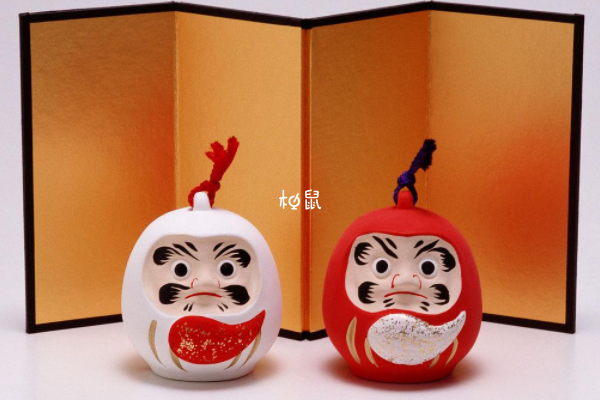 四月齡寶寶合適玩不倒翁