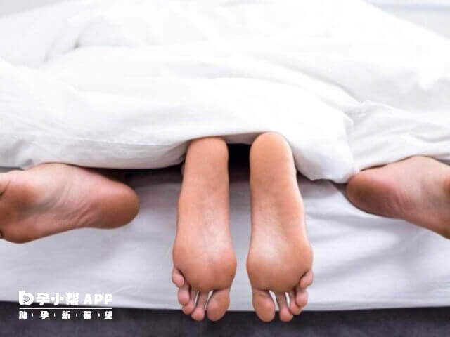 夫妻同房姿勢要講究