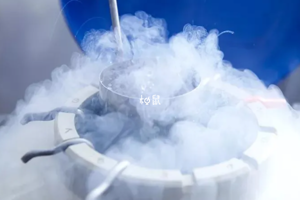 输卵管积水不能移植冻胚
