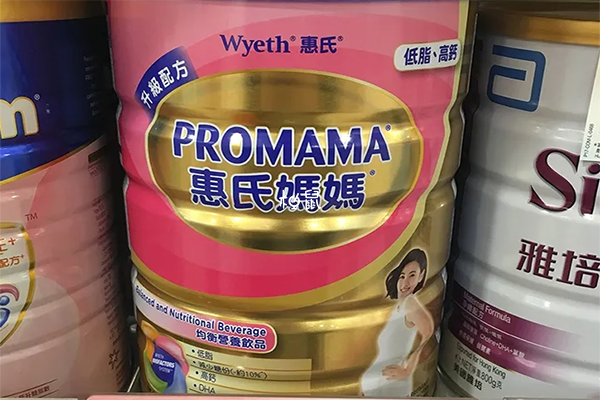 哺乳期媽媽可以和惠氏金裝媽媽奶粉