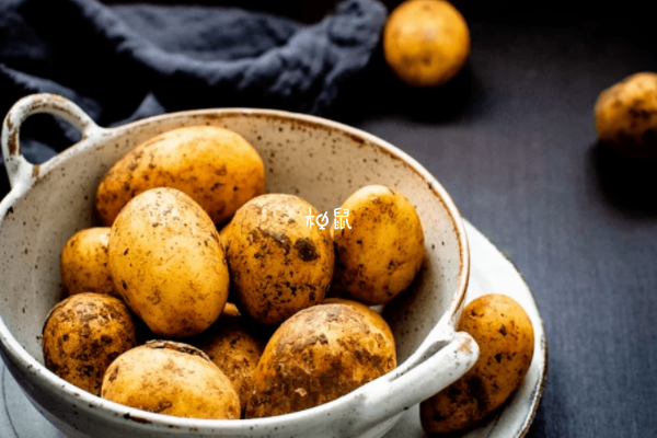 女性哺乳期吃土豆容易脹氣