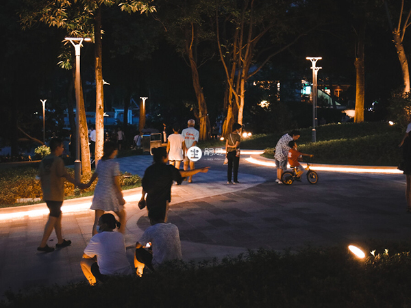 產後要適當運動