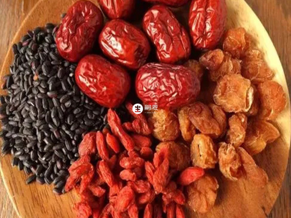 補血養巢是巢倍滋的作用之一