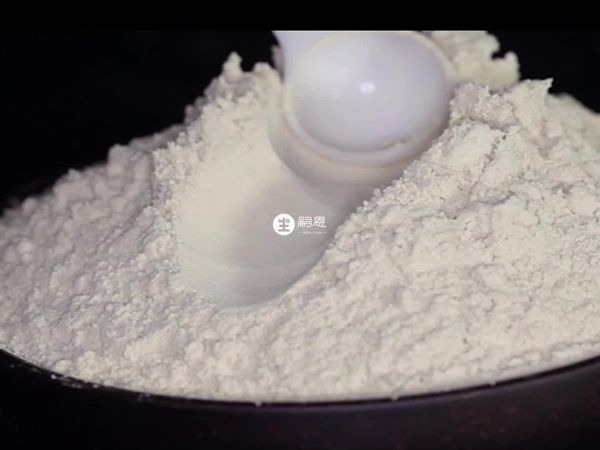 乙烯雌酚是人工合成的非甾體類雌激素物質