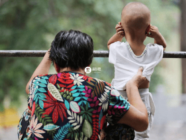 屬兔男寶寶取帶有三點水的名字很多