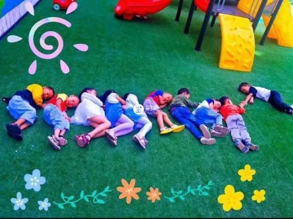 孩子是否適合上幼兒園需從多方面考慮