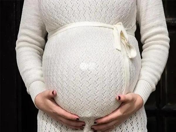 女性懷女孩有四個特徵