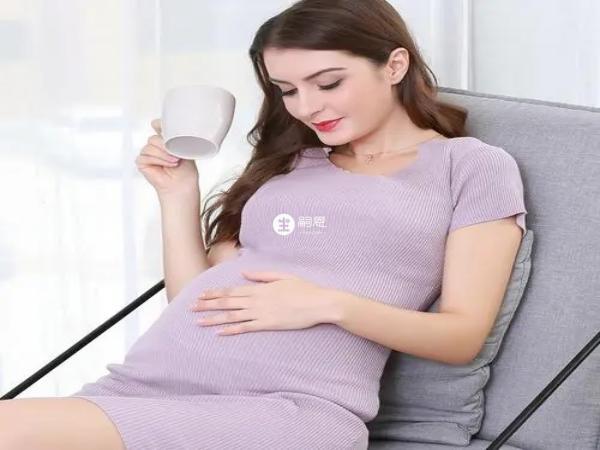 懷孕前三個月,胎兒發育的速度是比較快的