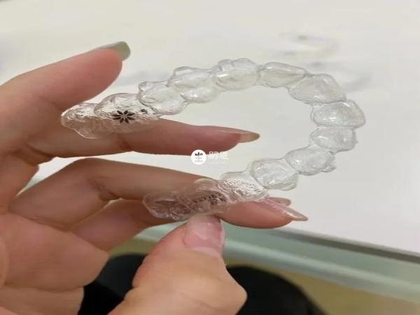 牙套既有好處也有壞處