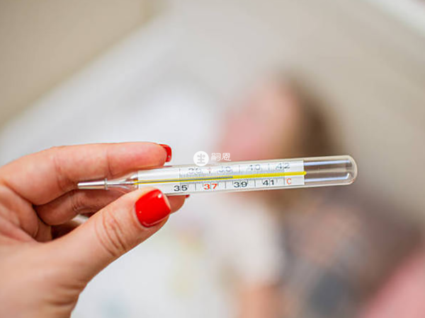 病毒性發燒會不會自愈要看情況