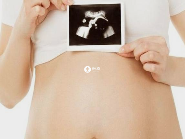 醫生暗示胎兒性別只是少數