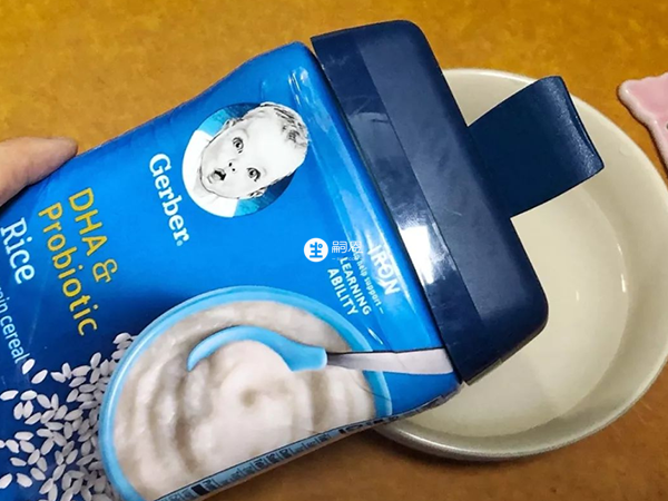 嘉寶米粉營養物質比較全面