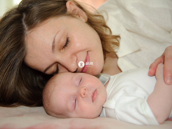 摟睡會給寶寶帶來傷害