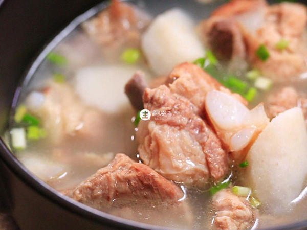 產婦的下奶湯有排骨湯