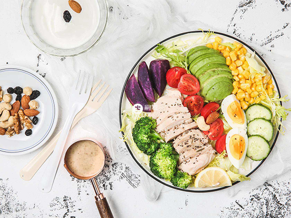 保證飲食均衡可以追奶