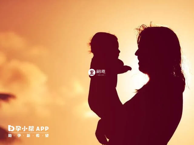 懷龍鳳胎要注意保證足夠的營養