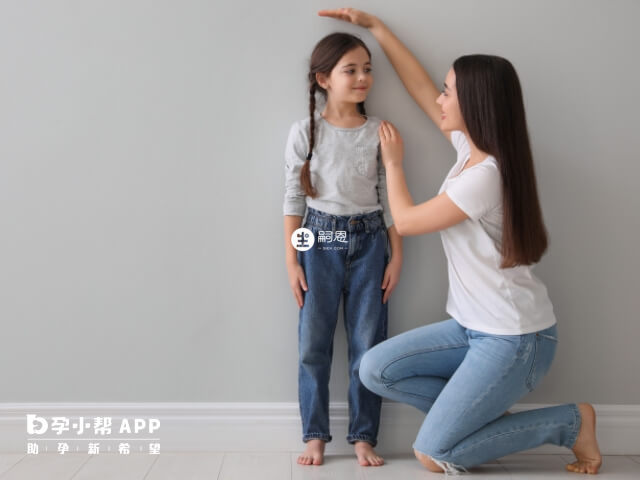 不同阶段小孩身高体重有不一样的标准