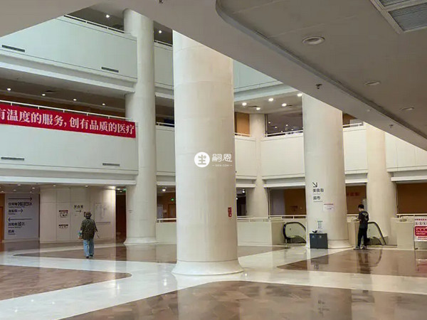 秦皇島市第一醫院也很不錯