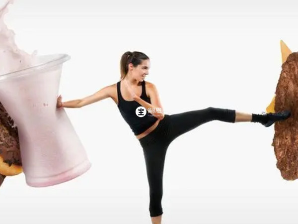 如果晚上感覺餓了，可以適當加餐