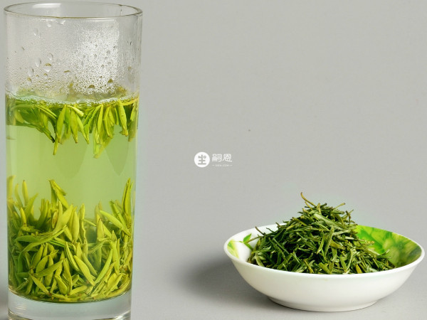 绿茶含有维生素、儿茶素等营养成分