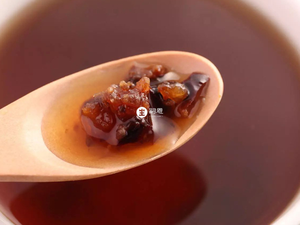 喝紅糖姜水可以緩解痛經