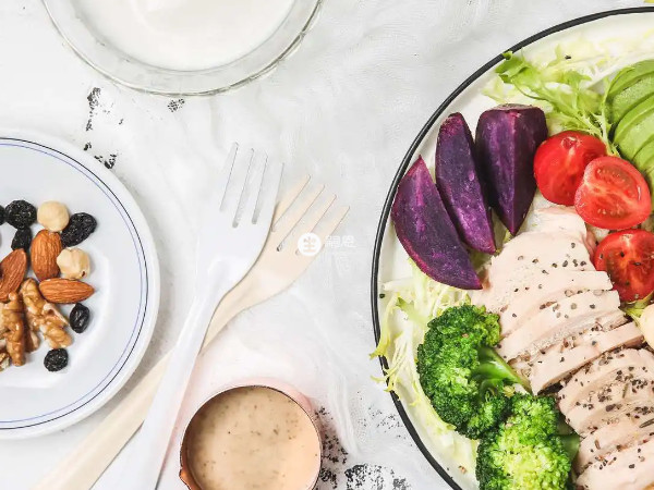 月子早餐要富含蛋白質,月子裡要比平時多吃一些蛋白質