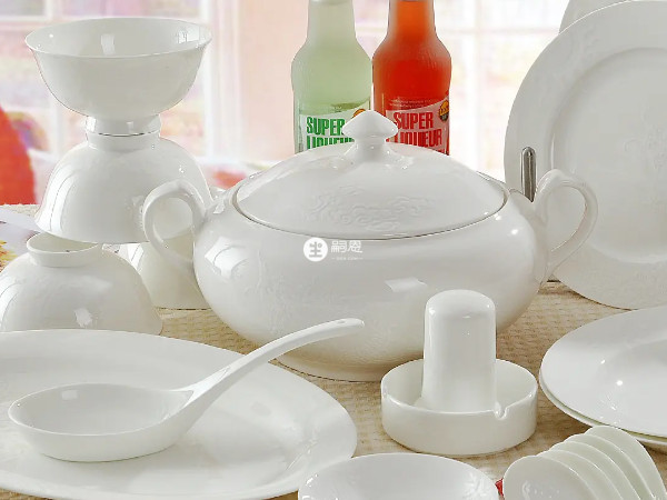 孕妇家庭要为孕妇准备专用餐具