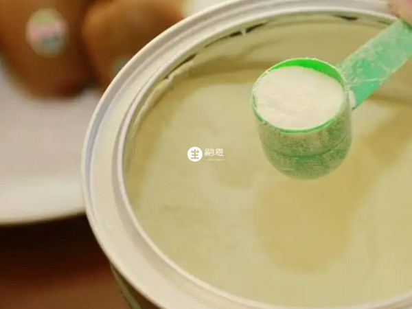 育兒專家推薦給幼兒喝氨基酸奶粉