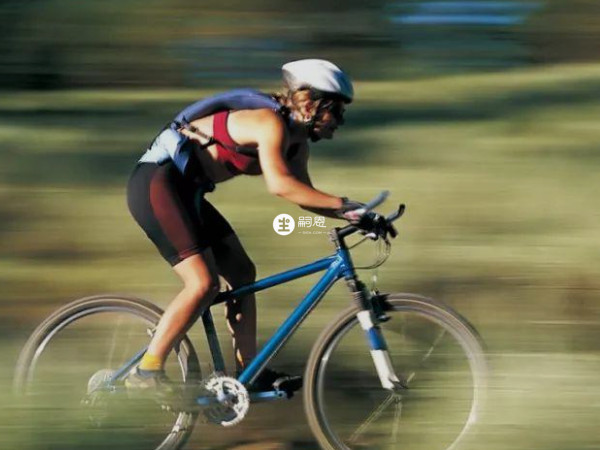 運動員和高強度勞動者適合吃輔酶q10