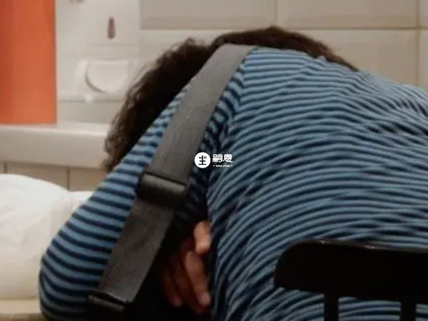 懷孕初期會犯困