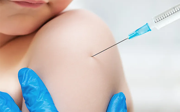 寶寶在接種卡介苗1-2周左右時就會出現炎症反應