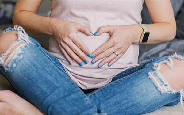 28周胎兒的頭在下面是正常的